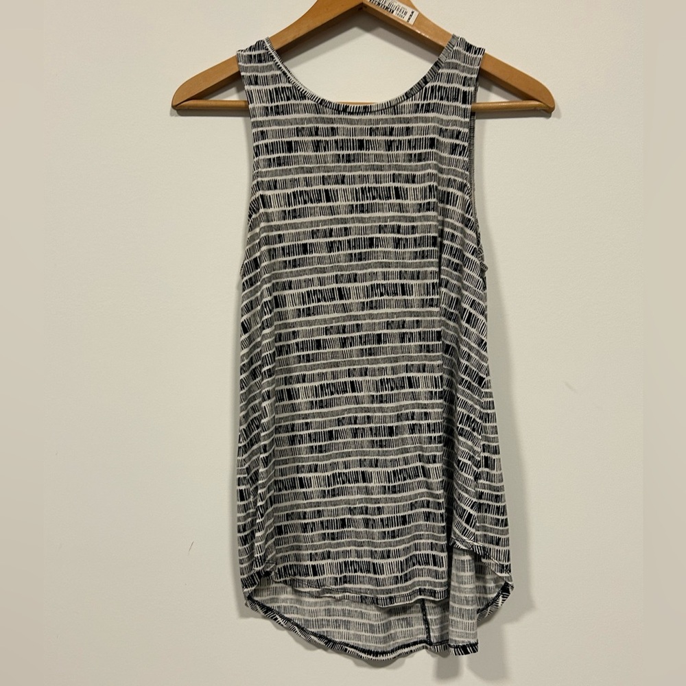 Old navy stripped tank top